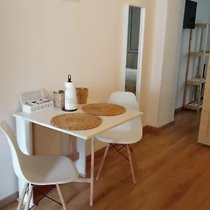 Apartment Piazzetta Degli Innamorati, Bari